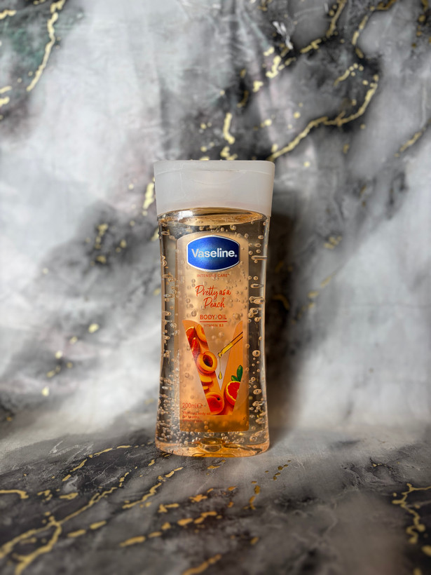 روغن بدن Pretty as a Peach 🍑 وازلین اورجینال