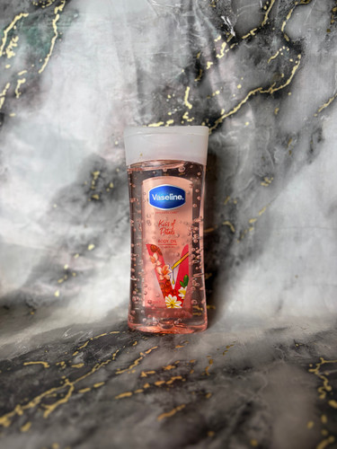 روغن بدن kiss of petals
